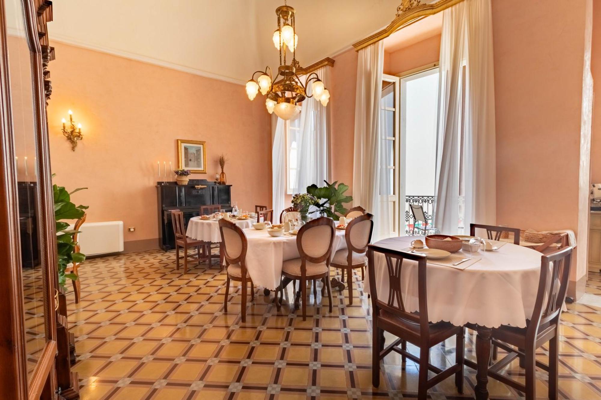 Bed and Breakfast Palazzo Zaca Gallipoli Exterior foto